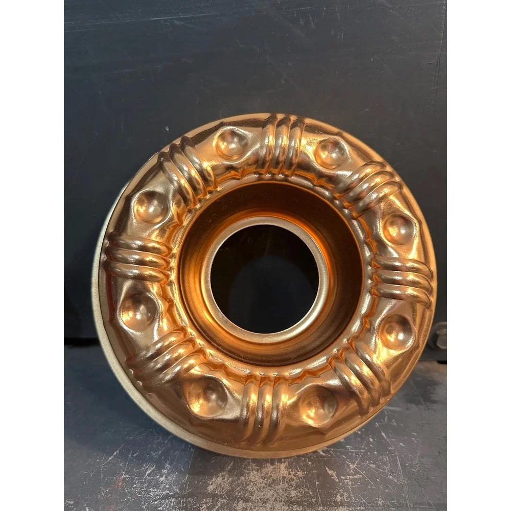 Vintage Copper Tone Aluminum‎ Bundt Cake Pan Ornate Fluted Ring Mold 8.5 Inch